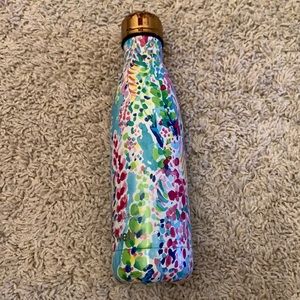 Lilly Pulitzer swell bottle